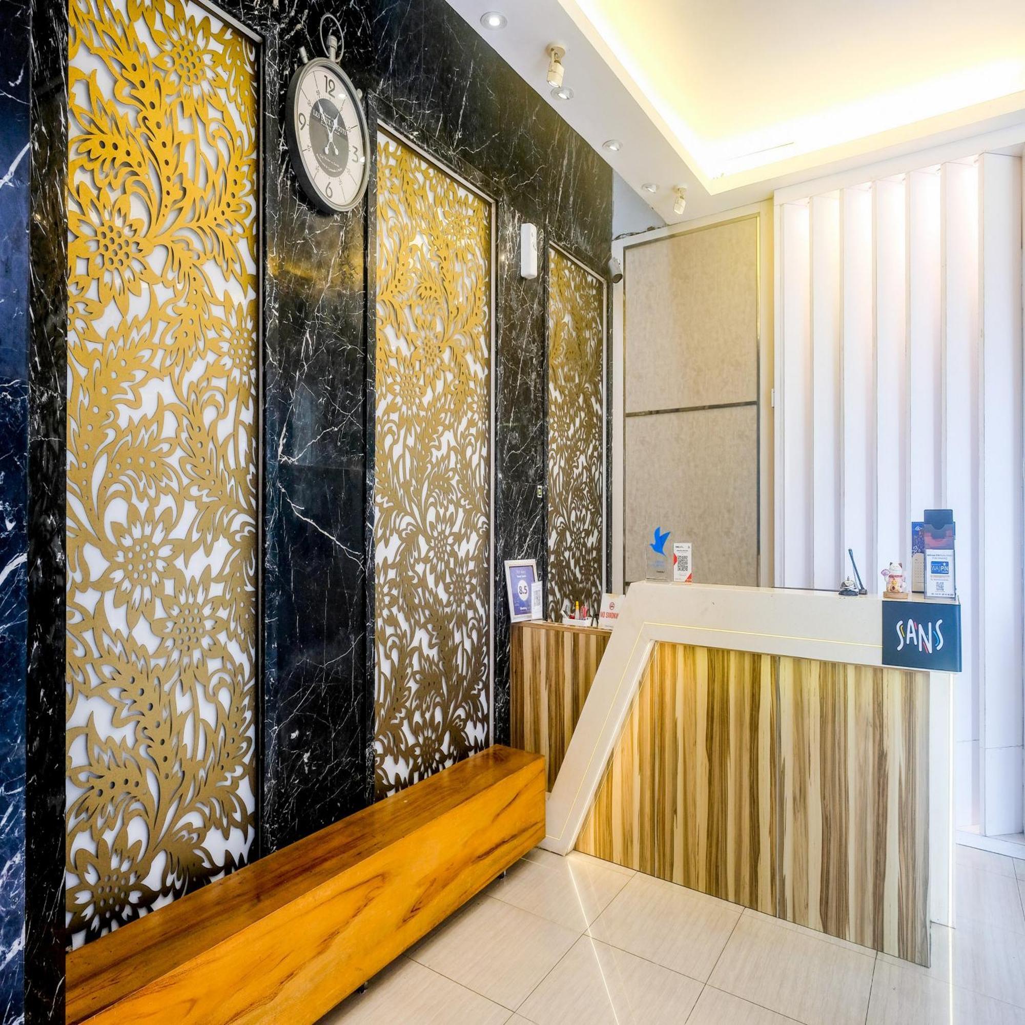 Sans Hotel Grand Omah Sastro Yogyakarta