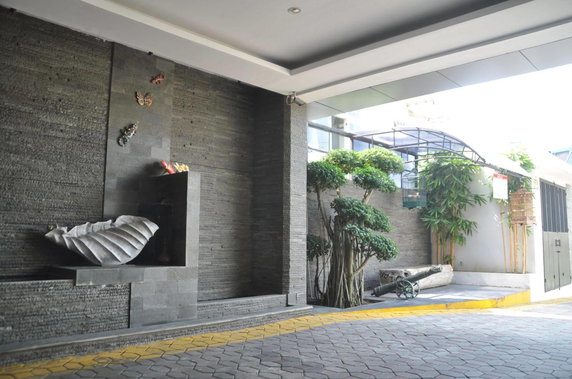 Sans Hotel Grand Omah Sastro Yogyakarta Hotel Maguwo